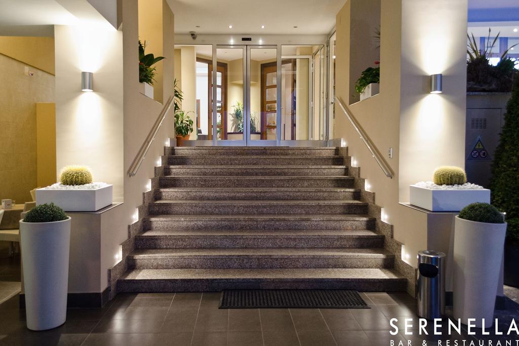 Hotel Serenella アグローポリ エクステリア 写真