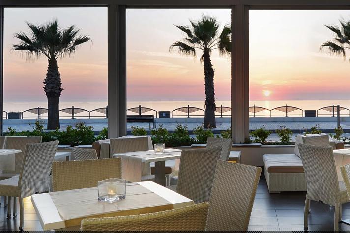 Hotel Serenella アグローポリ エクステリア 写真